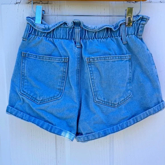 Forever 21 shorts - Picture 3 of 4